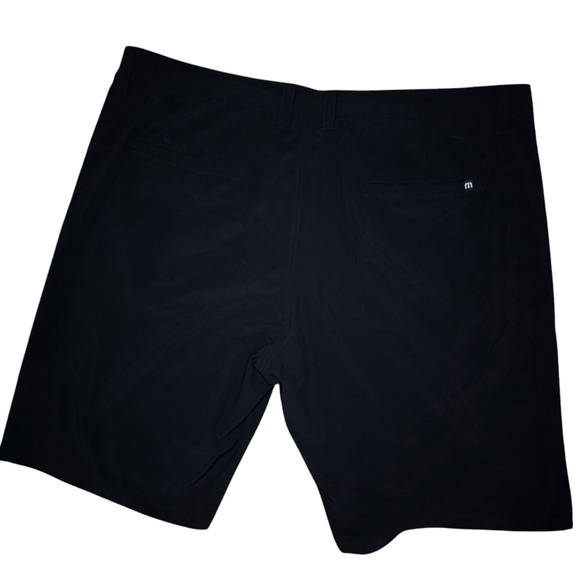 Travis Mathew Mens Size 40 Black Carlsbad Flat Front Active Golf Shorts - Picture 2 of 6